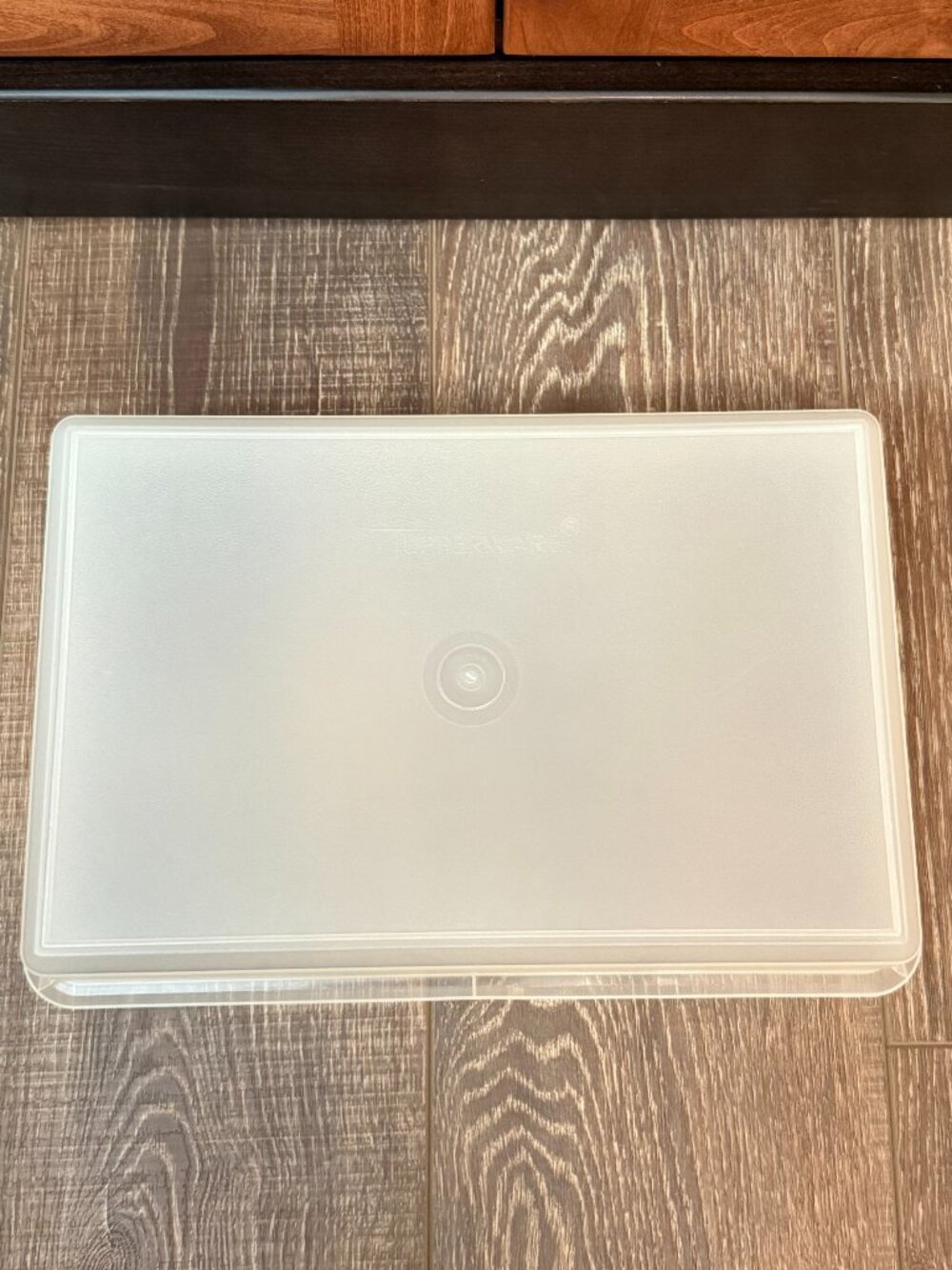 Tupperware Snack-Stor Rectangular Container - Picture 10 of 15